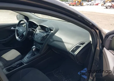 2016 Ford Focus Se из США, поврежденный, VIN 1FADP3F21GL208426